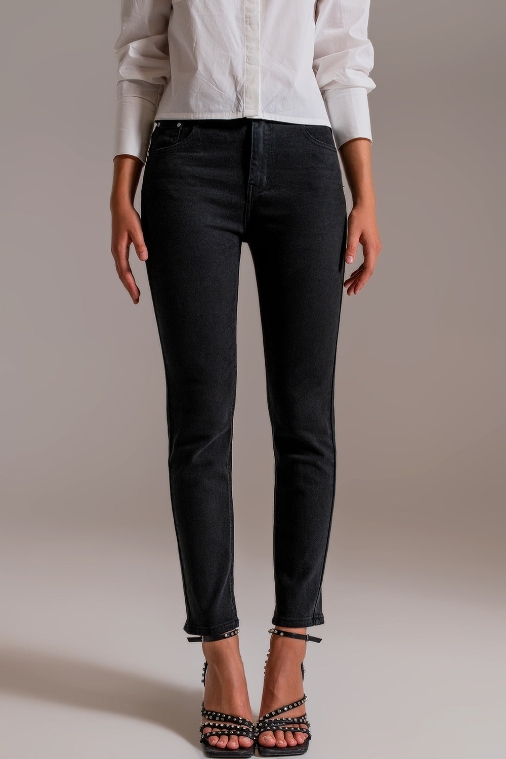 Basic Skinny Jeans in Black - Jeans