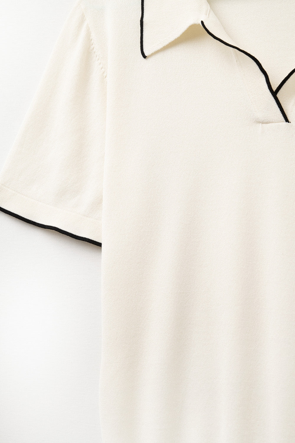 Beige knit polo shirt with contrasting detail - Polos
