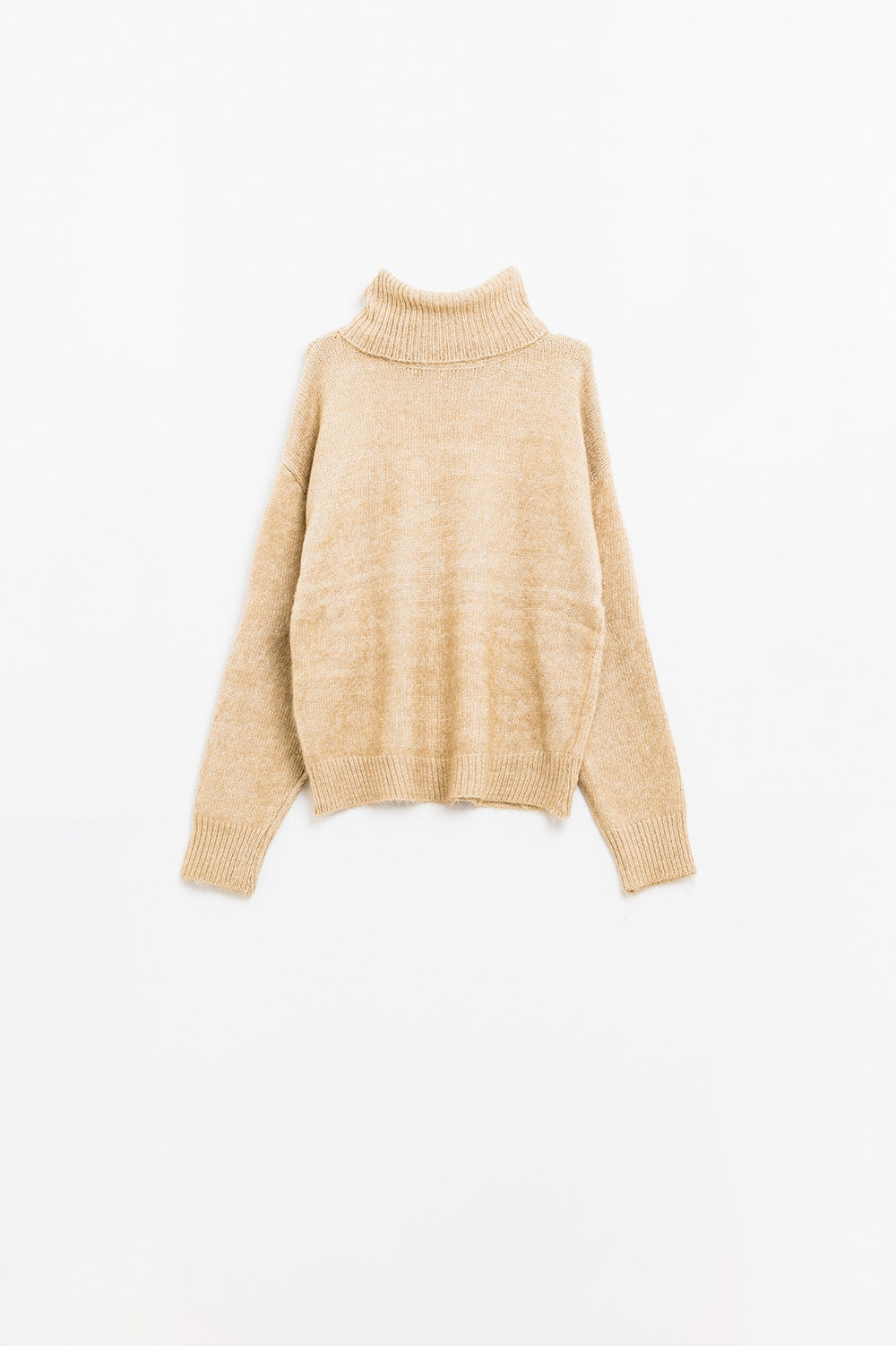 Pull col roulé beige à manches tombantes
