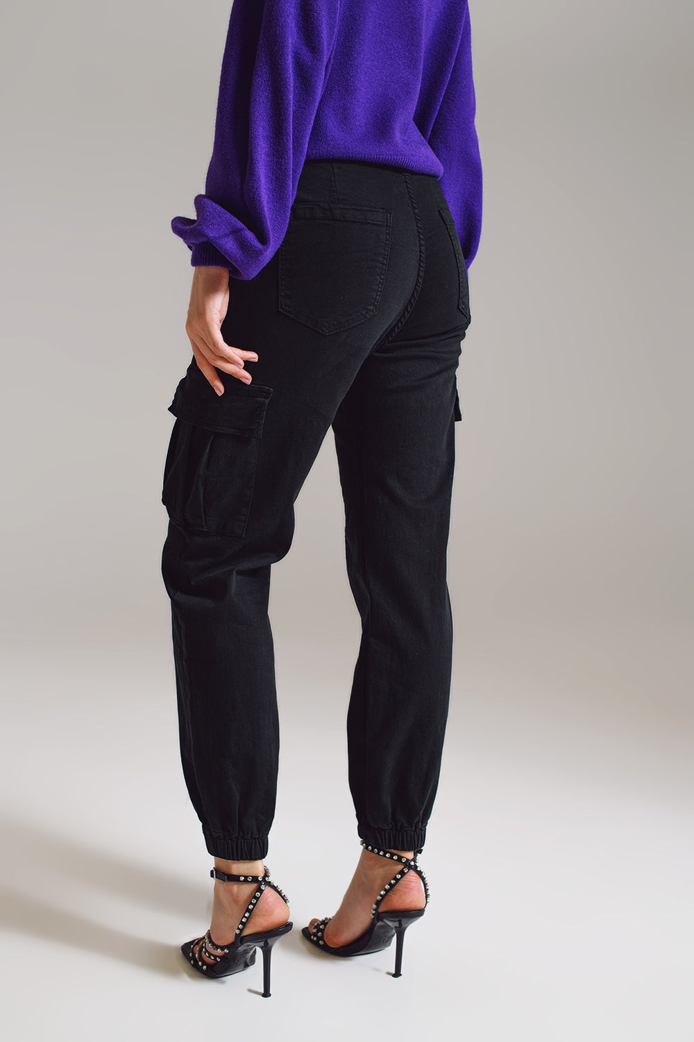 black cargo pants with elasticated waist and hem Q2 Jeans BoutiqueLua