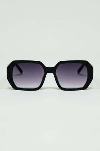 Black Diamond-Shaped Sunglasses and goldden detail