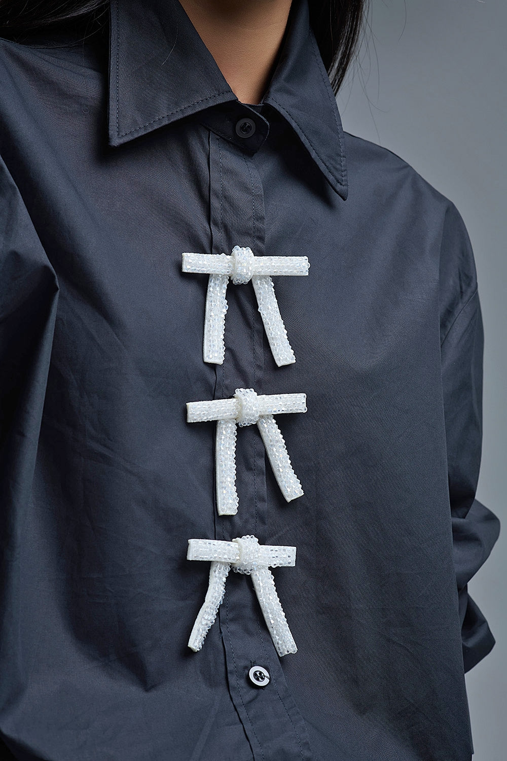 Black Oversized Poplin Shirt With White Beaded Bow Buttons - Shirts