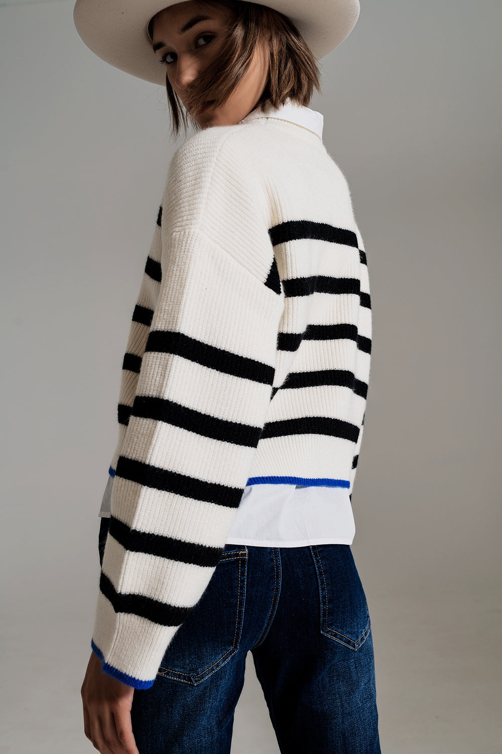 black striped jumper with blue stripe detail on the bottom Q2 Sweaters BoutiqueLua