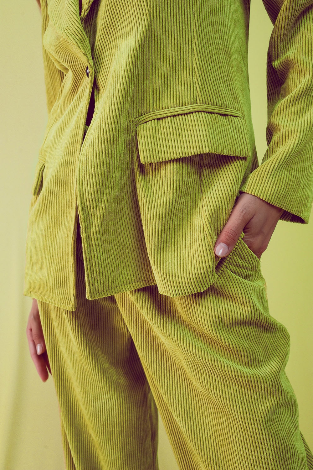 Blazer with vintage buttons in lime cord - Blazers
