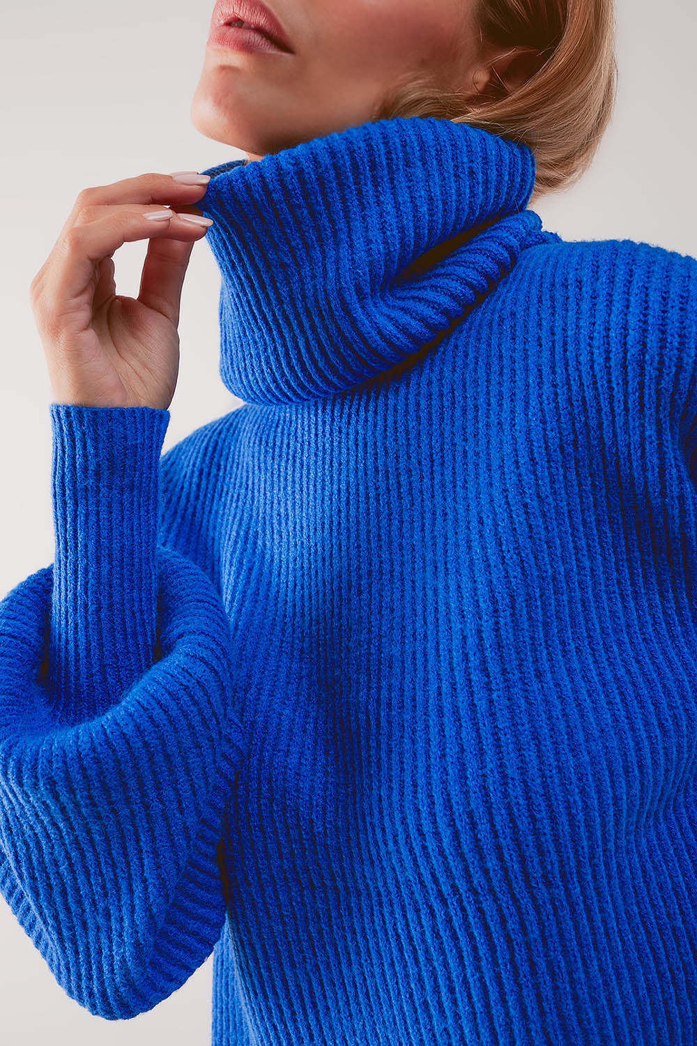Blue ribbed knit turtleneck jumper with balloon sleeves Q2 Sweaters BoutiqueLua