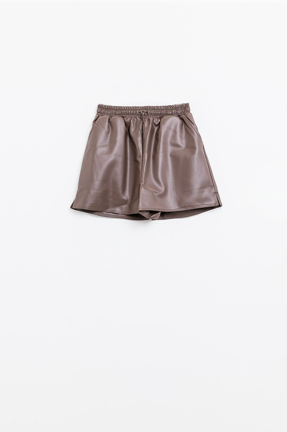 Brown faux leather shorts with gathering at the waist with drawstring - Shorts
