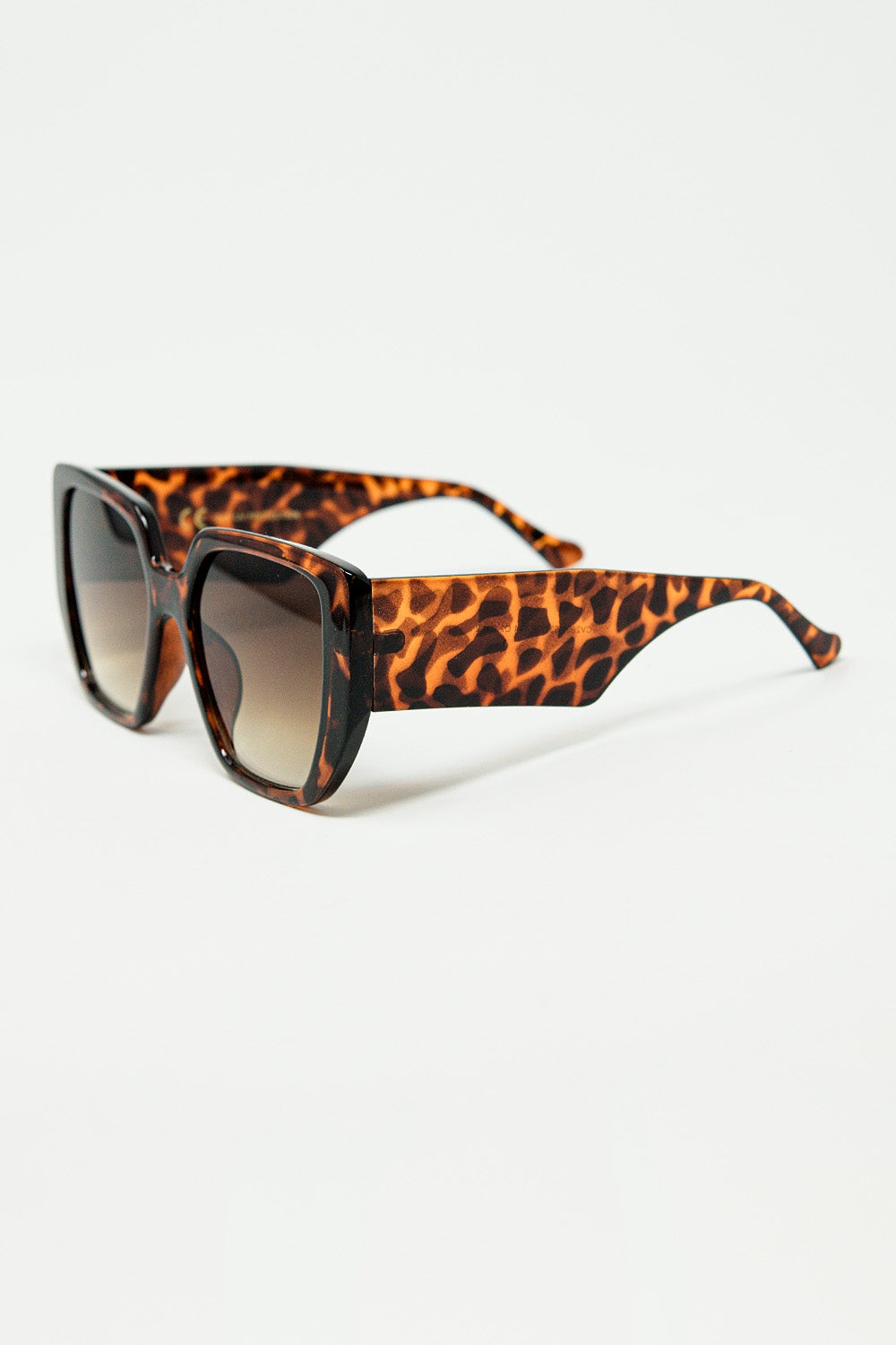Brown pin-up style sunglasses with geometric design and cat eyes - Sunglasses