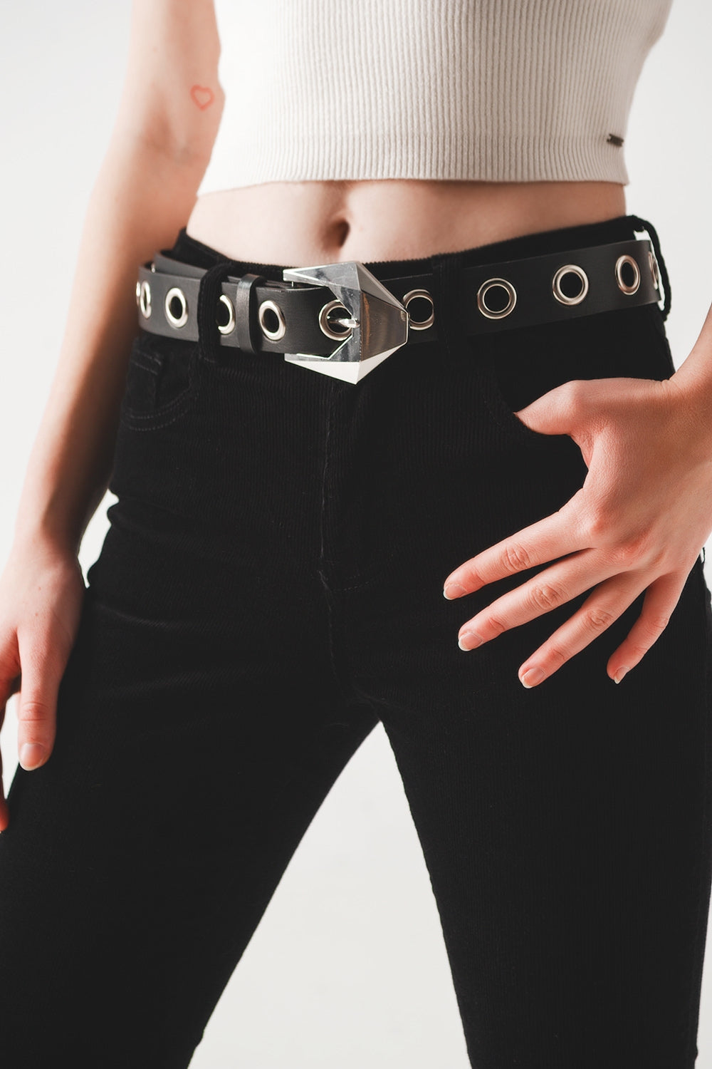 Cord flare in black Q2 Jeans BoutiqueLua