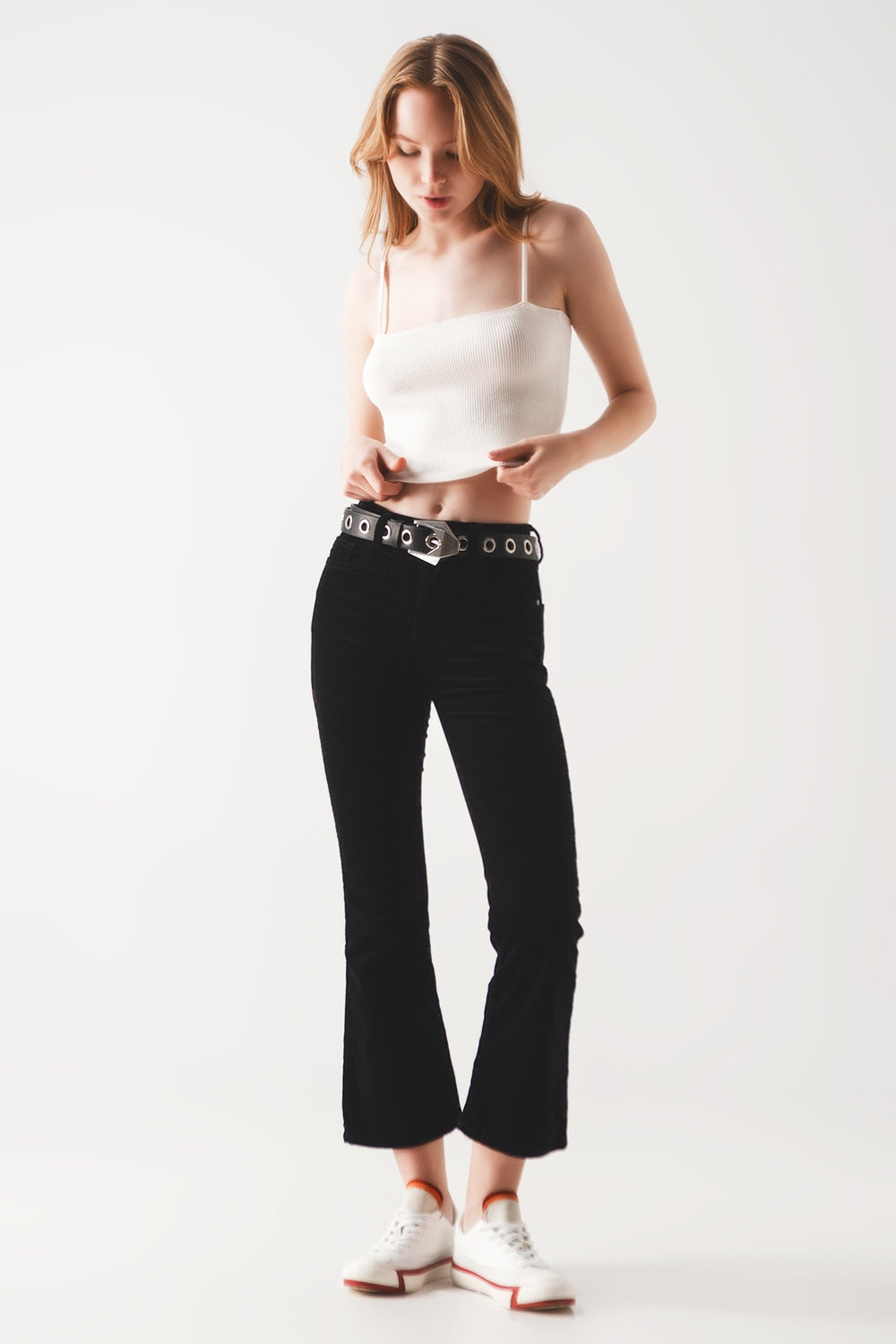 Cord flare in black Q2 Jeans BoutiqueLua
