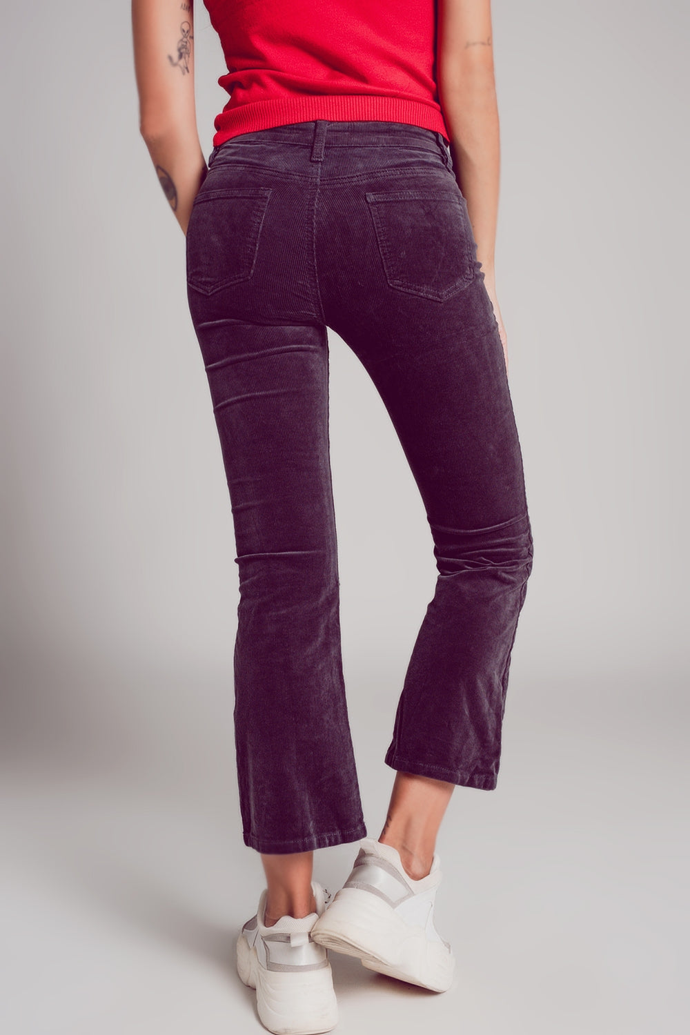 Cord flare in brown Q2 Jeans BoutiqueLua