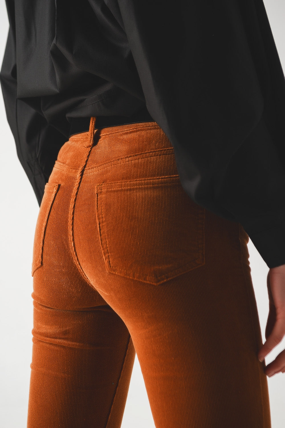 Cord flare in camel Q2 Pants BoutiqueLua