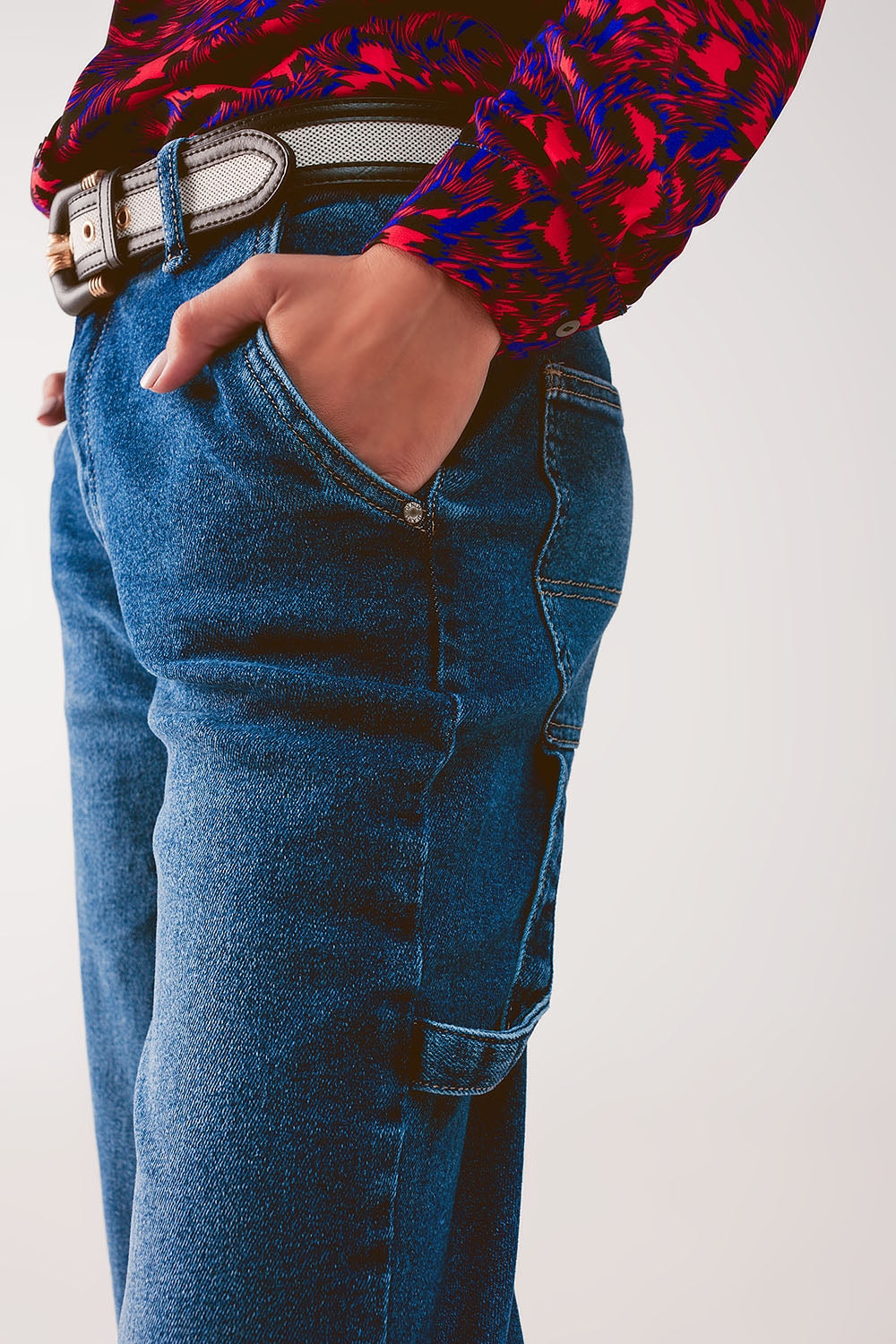 Cotton boyfriend jeans with stretch in medium blue Q2 Jeans BoutiqueLua