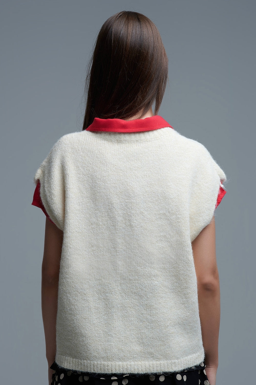 Cream relaxed knitted Vest With Embroidered cute Dog Detail - Sweaters