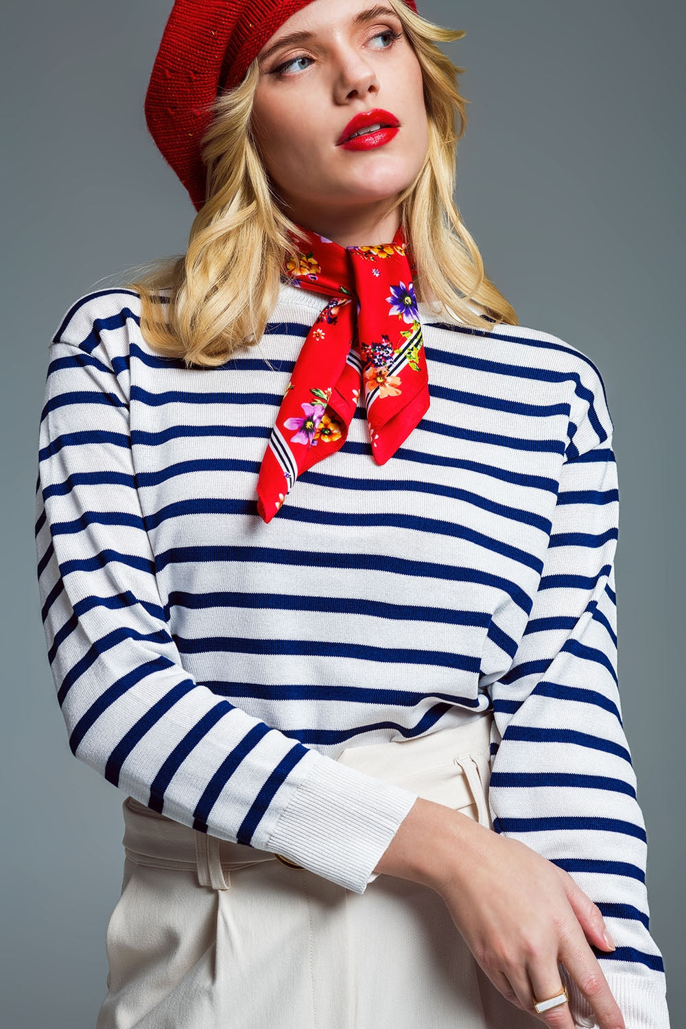 Crew Neck Basic Stripe Sweater in White and Navy Q2 Sweaters BoutiqueLua