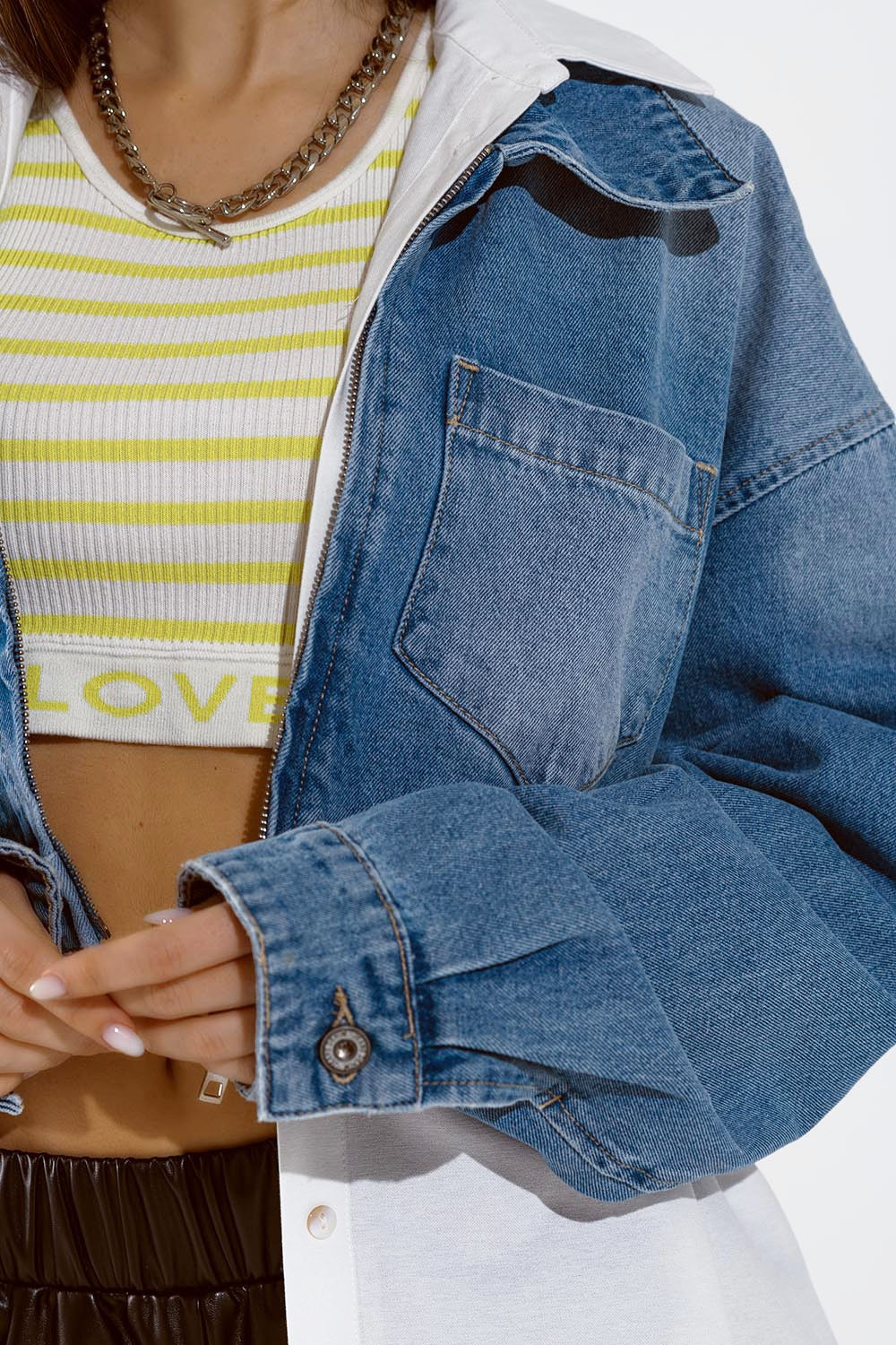 Cropped Denim Jacket with zipper closure and hand painted print at the back Q2 Coats and Jackets BoutiqueLua