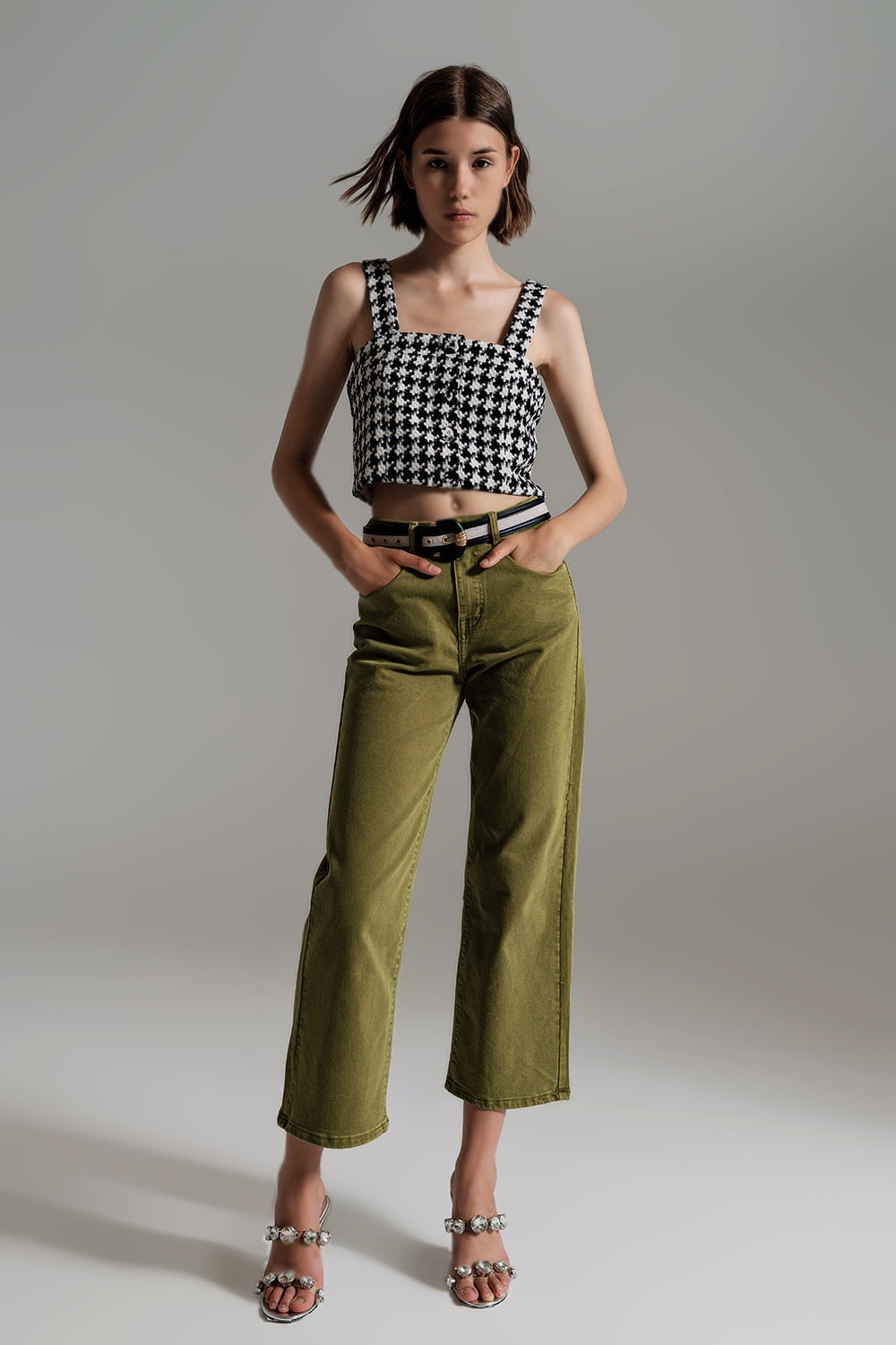 Cropped wide leg jeans in Olive green Q2 Jeans BoutiqueLua