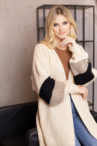 Stylish Striped Cardigan - Cozy and Versatile