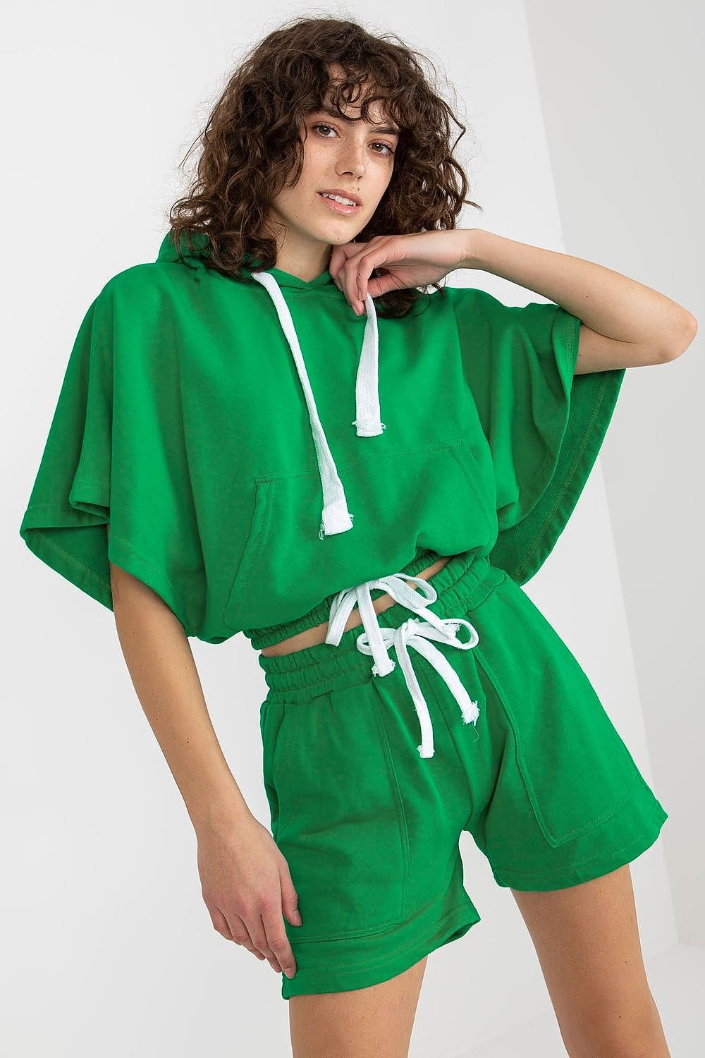 Stylish Tracksuit Set with Hoodie and Shorts green one-size-fits-all - Outfit Sets