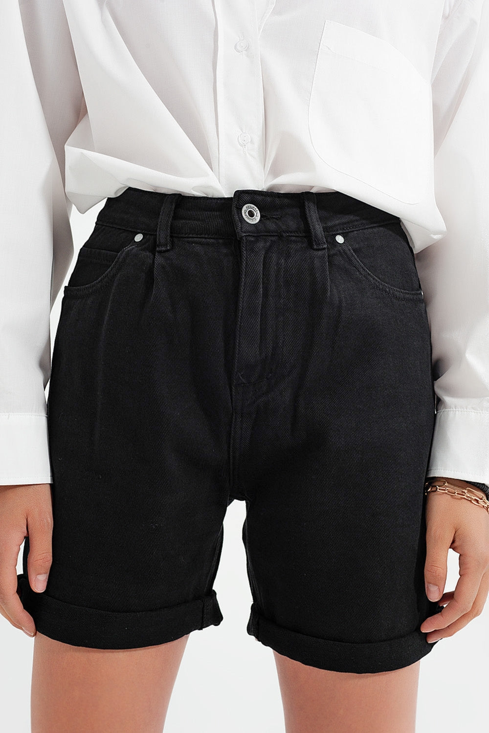 Denim mom shorts in black Q2 Pants BoutiqueLua