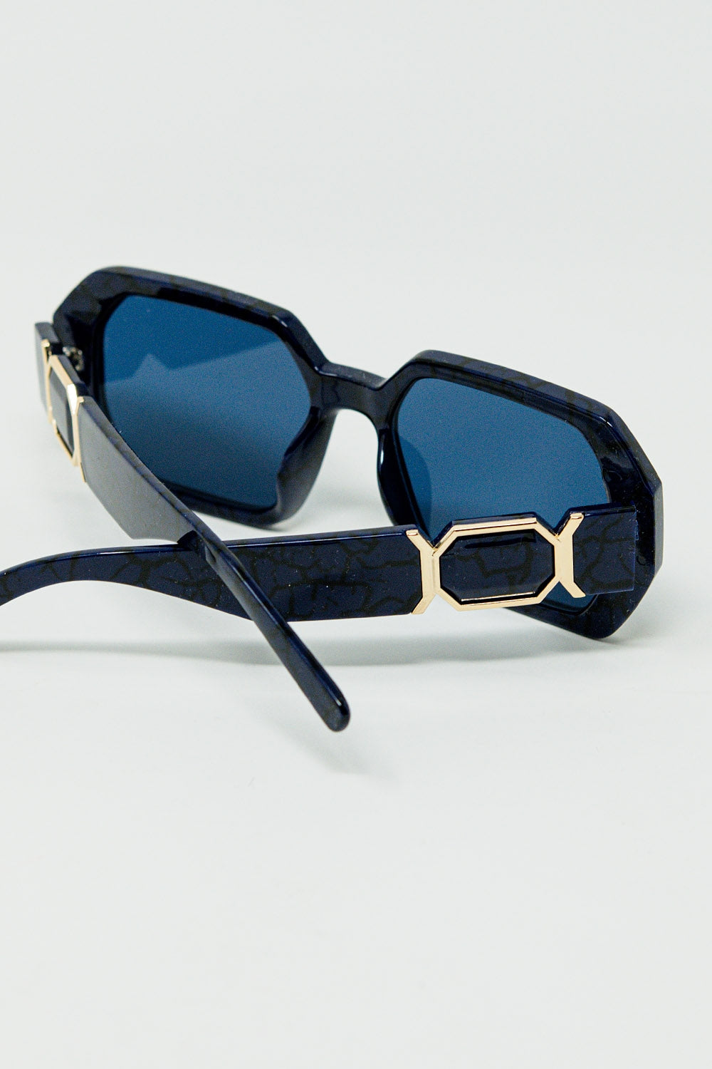 Diamond-Shaped Sunglasses In Black with Deep Blue Lenses - Sunglasses