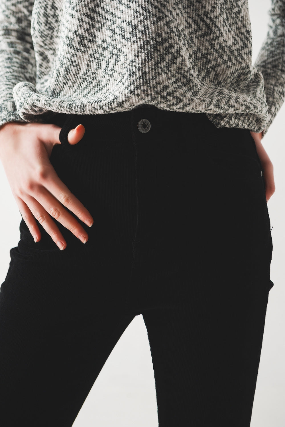 Elastic Cotton skinny cord pants in black Q2 Pants BoutiqueLua