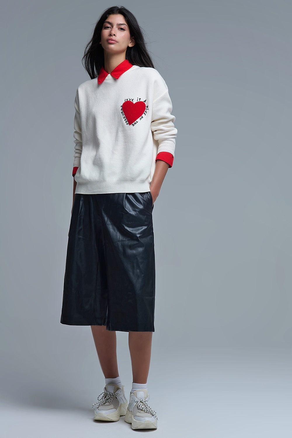Embroidered Heart knitted Sweatshirt With Text in Cream - Sweaters