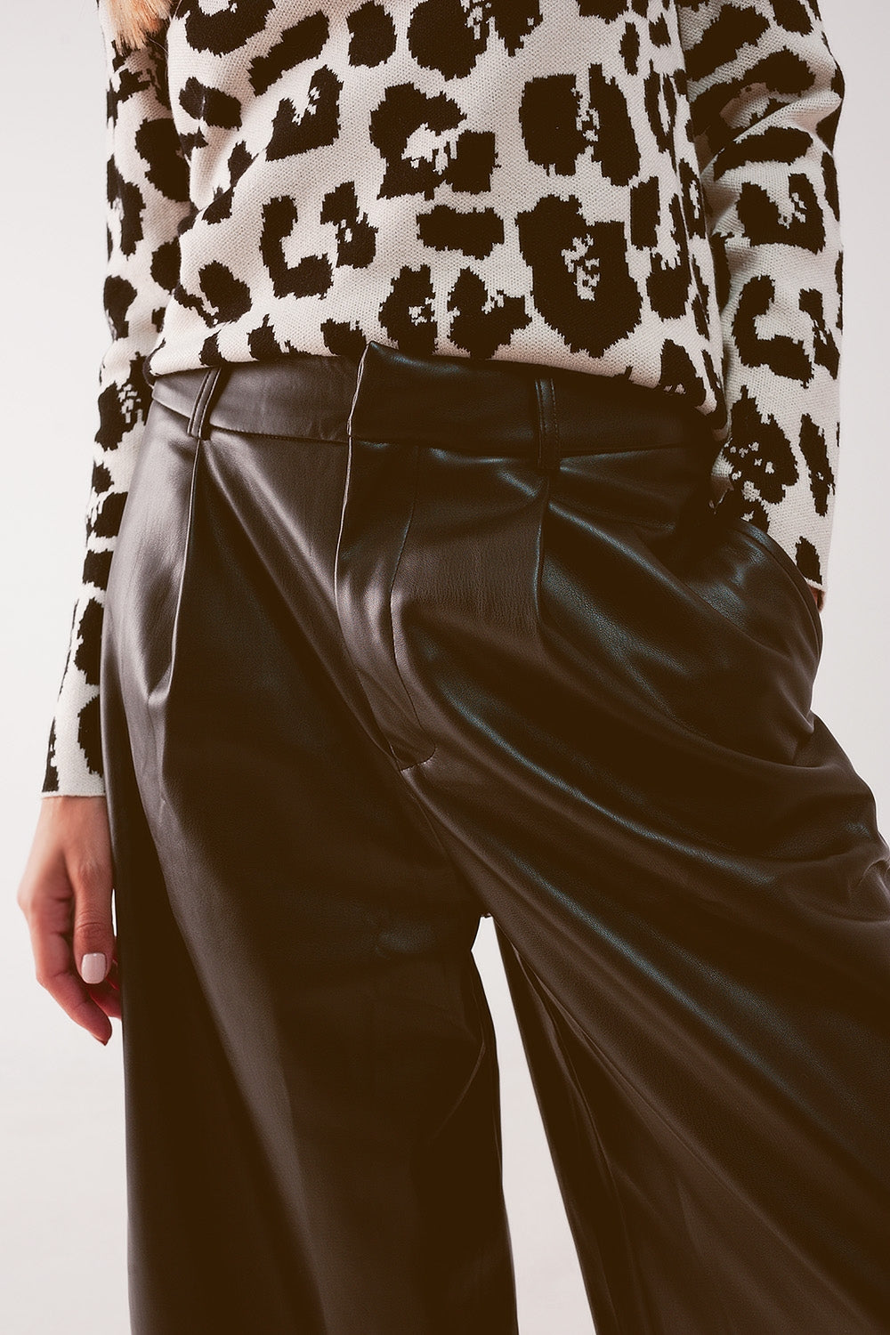 Faux leather wide leg culotte in black - Trousers