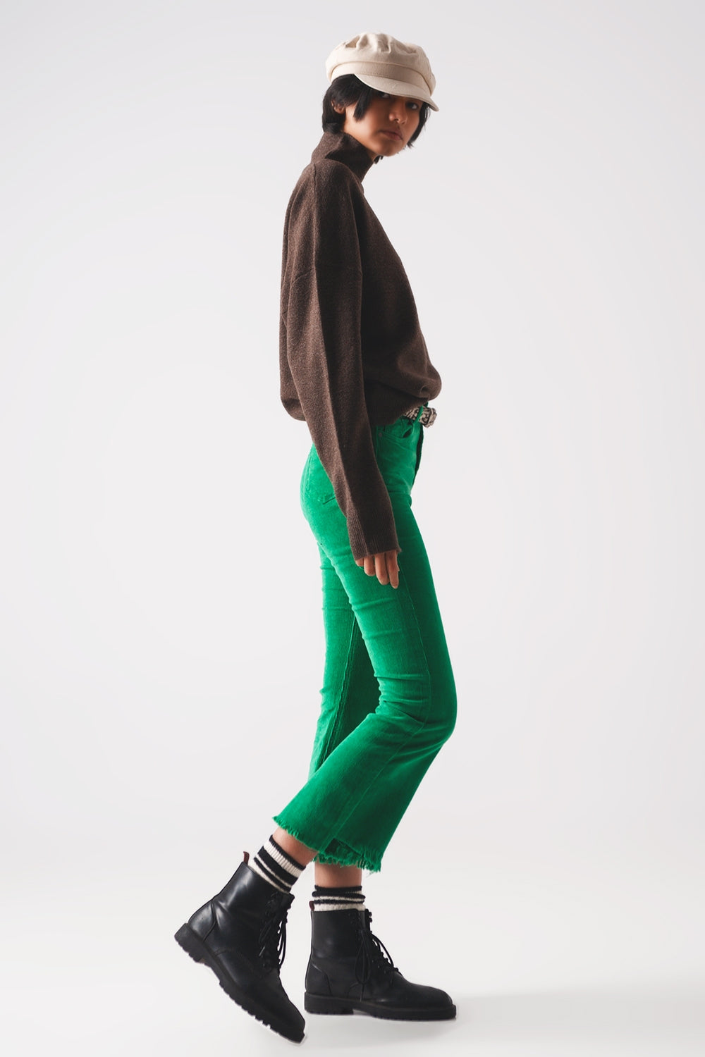 Flare corduroy pants in bold green - Trousers