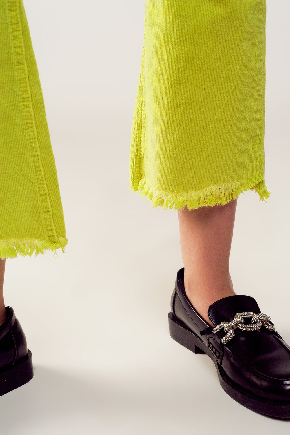 Flare corduroy pants in lime green Q2 Jeans BoutiqueLua