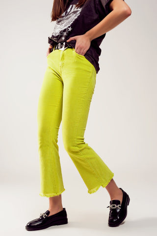 Pantalon évasé en velours côtelé vert citron