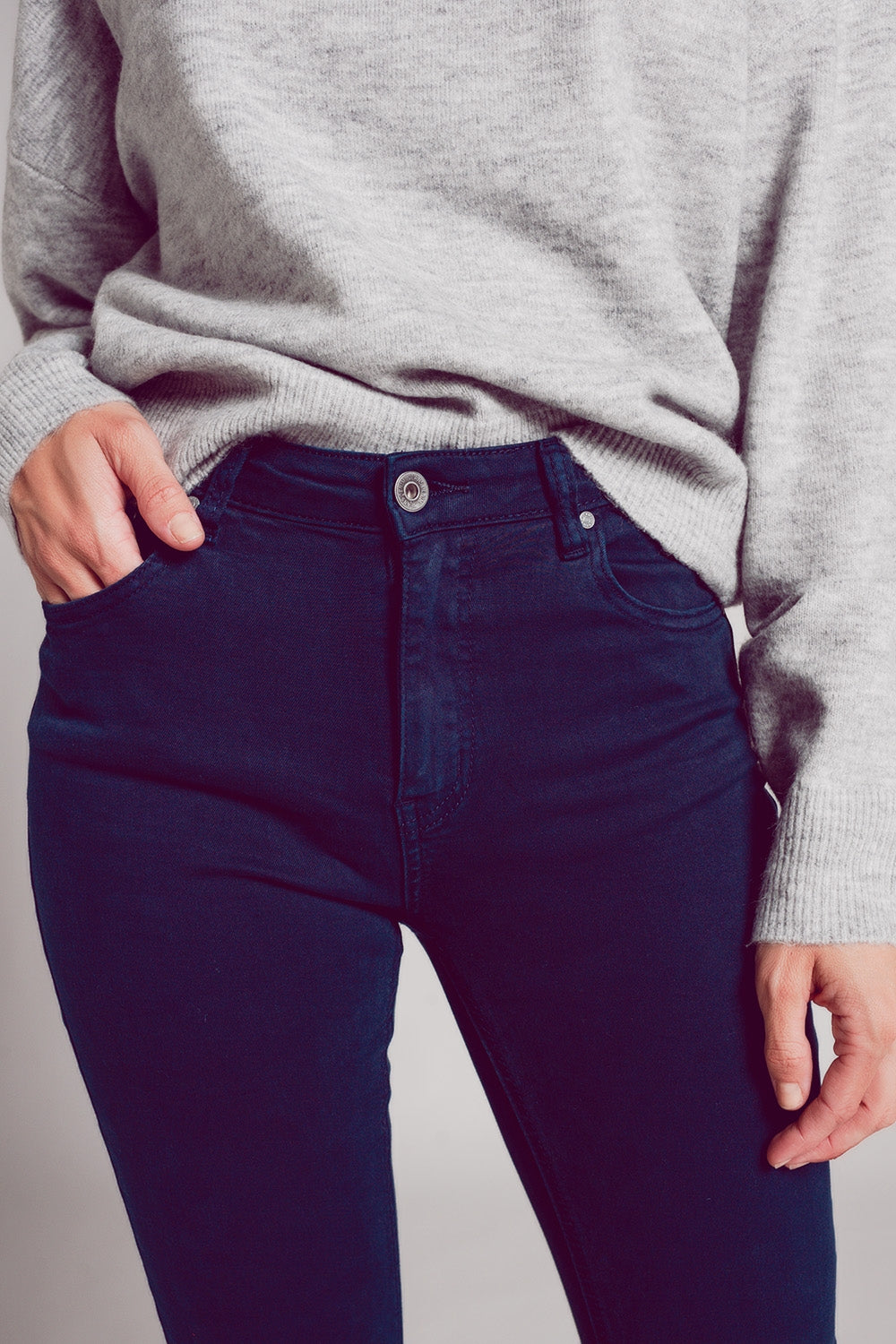 Flare jeans with raw hem edge in blue ink Q2 Jeans BoutiqueLua