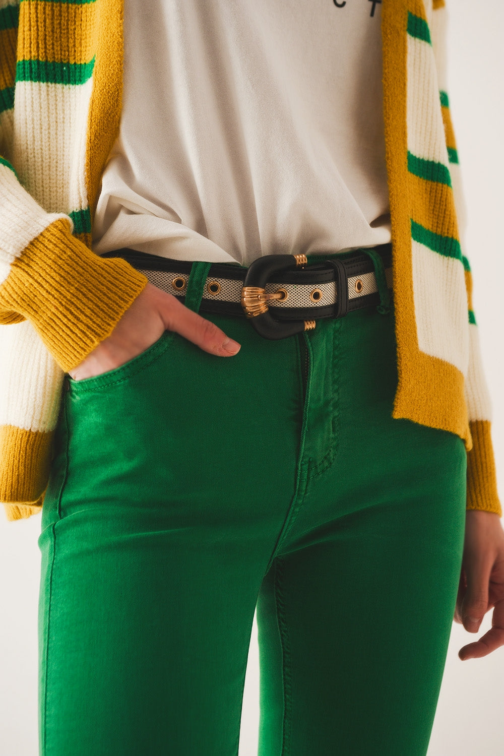 Flare jeans with raw hem edge in bright green - Jeans