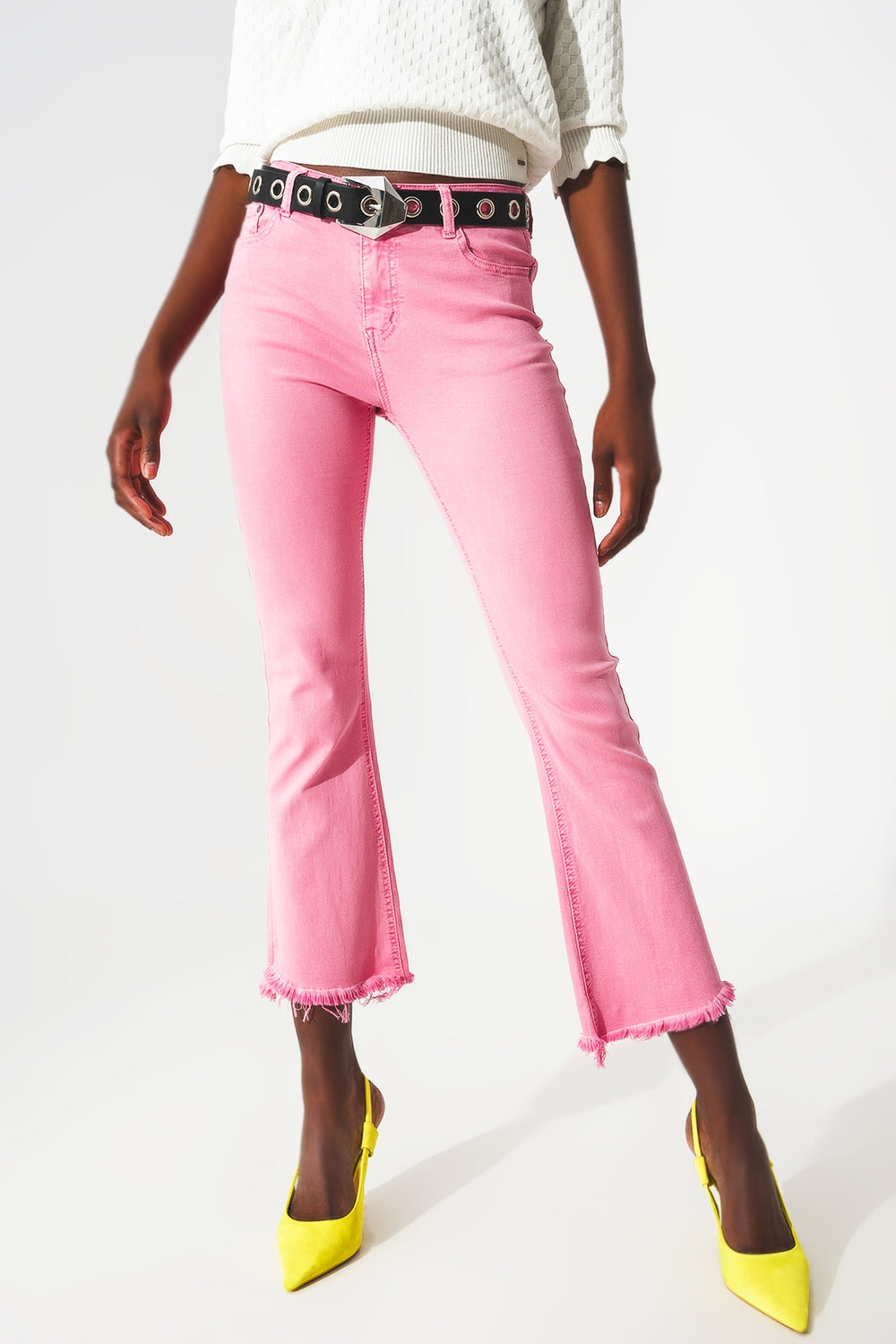 Flare jeans with raw hem edge in bubblegum pink - Jeans