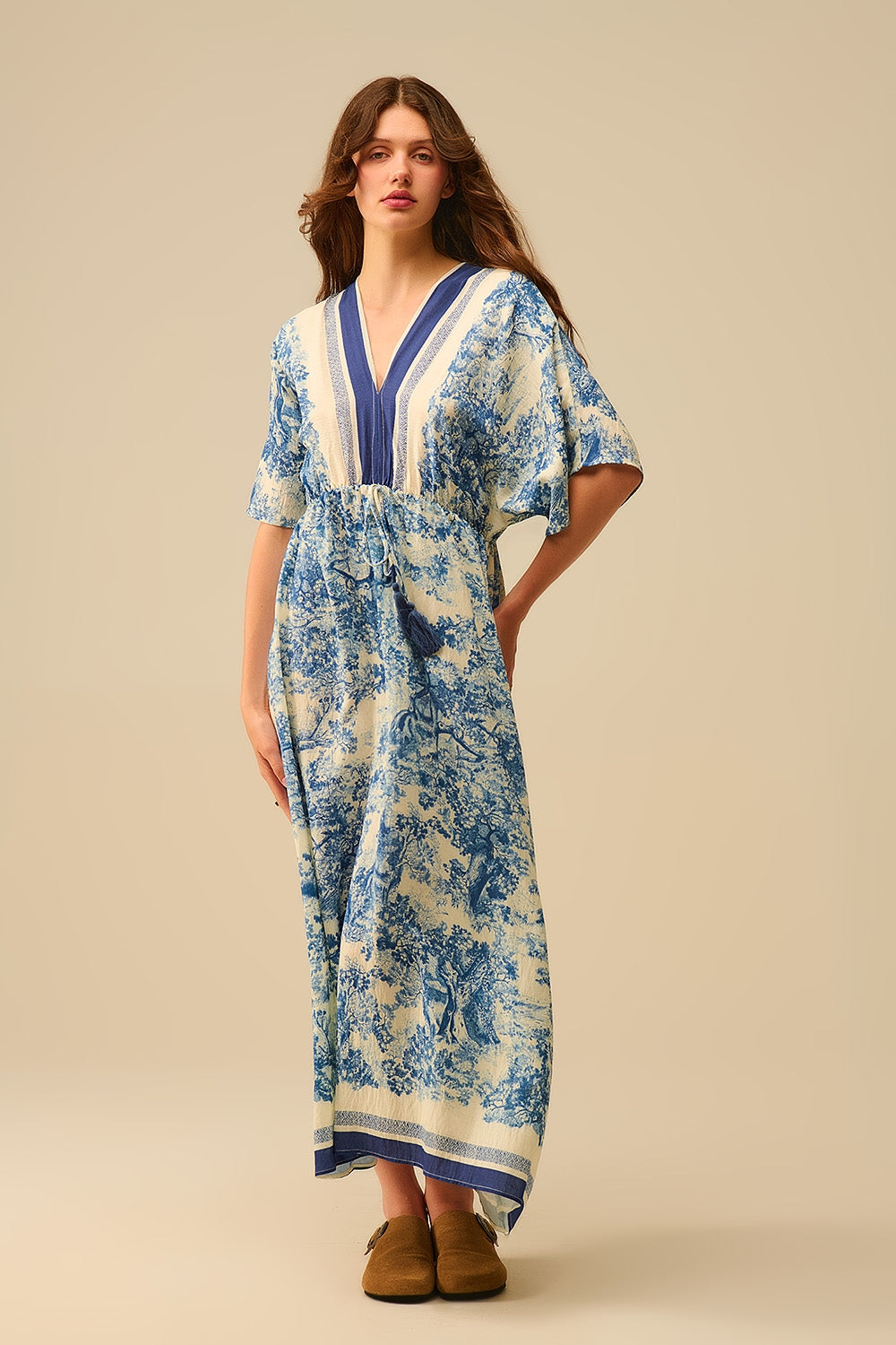 Flowy V-neck Dress with Toile de Jouy Print - Dresses