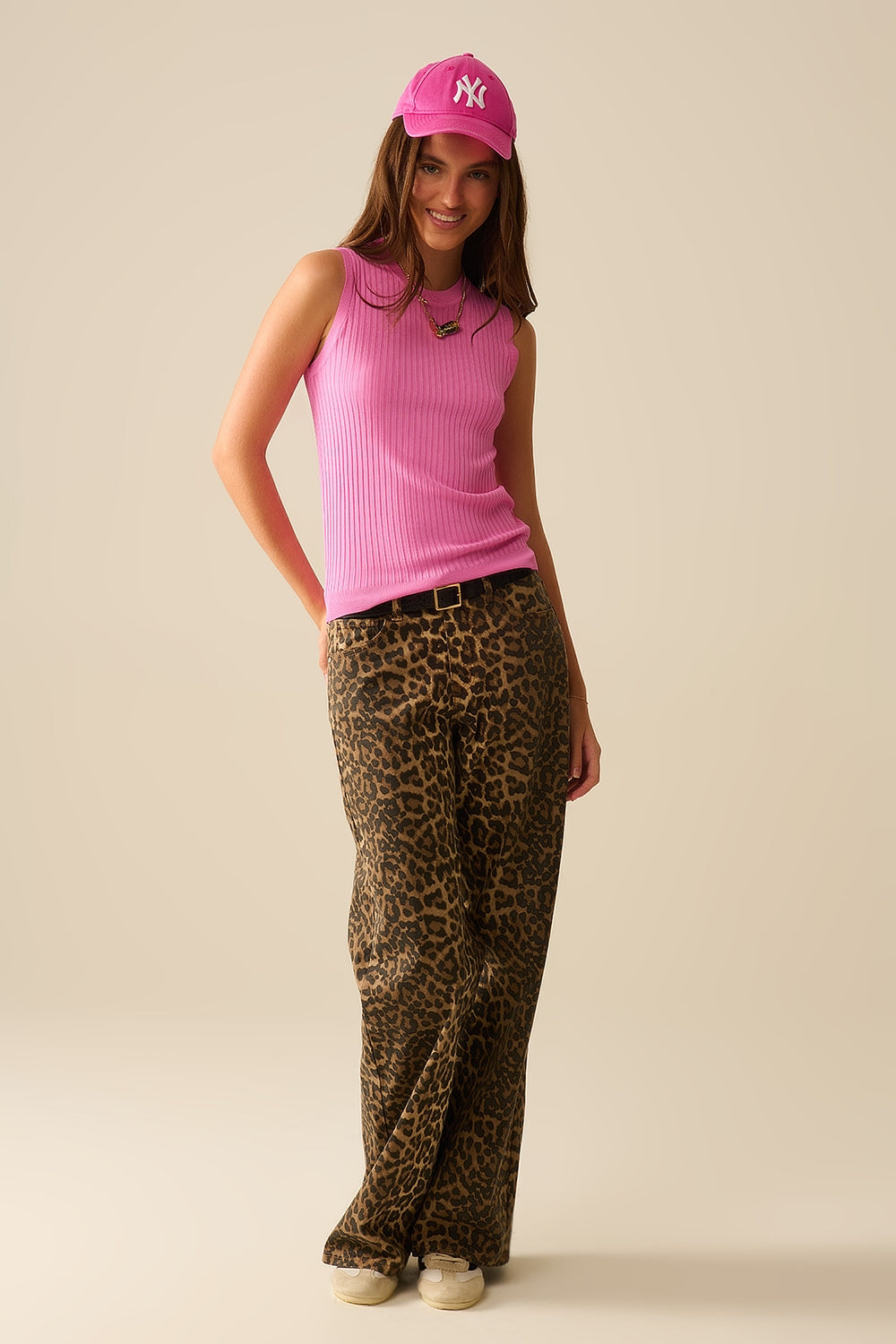 Fuchsia Sleeveless Ribbed knitted Top - Sweaters