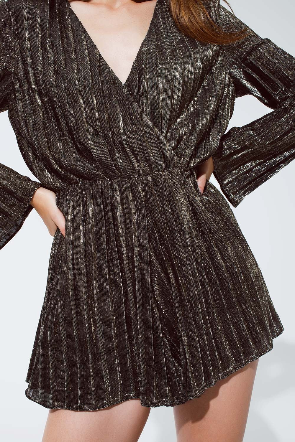 Glitter jumpsuit in gold with V neck - Dresses