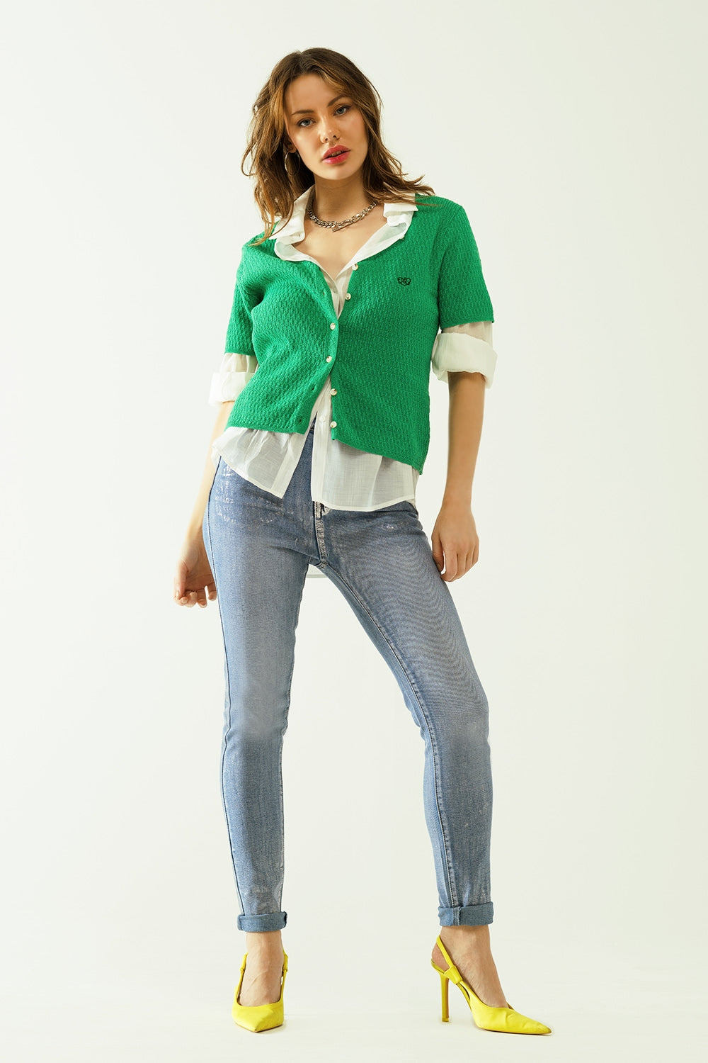 Green cardigan with short sleeves and front closure with button - Cardigans