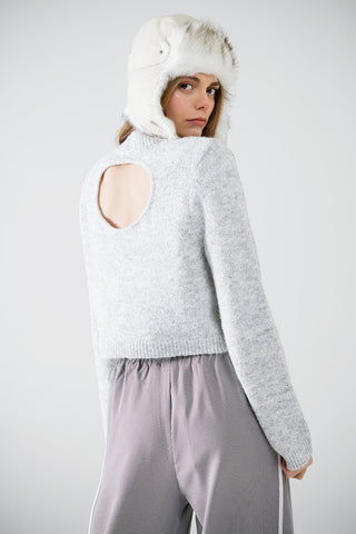 Grey jersey with long sleeves and open back detail