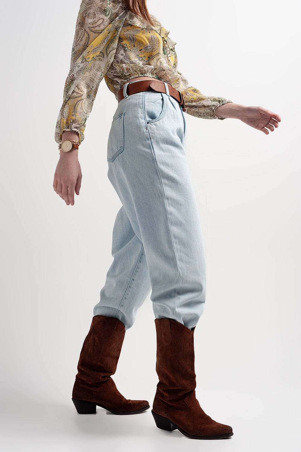 High rise slouchy mom jeans in lightwash Q2 Jeans BoutiqueLua