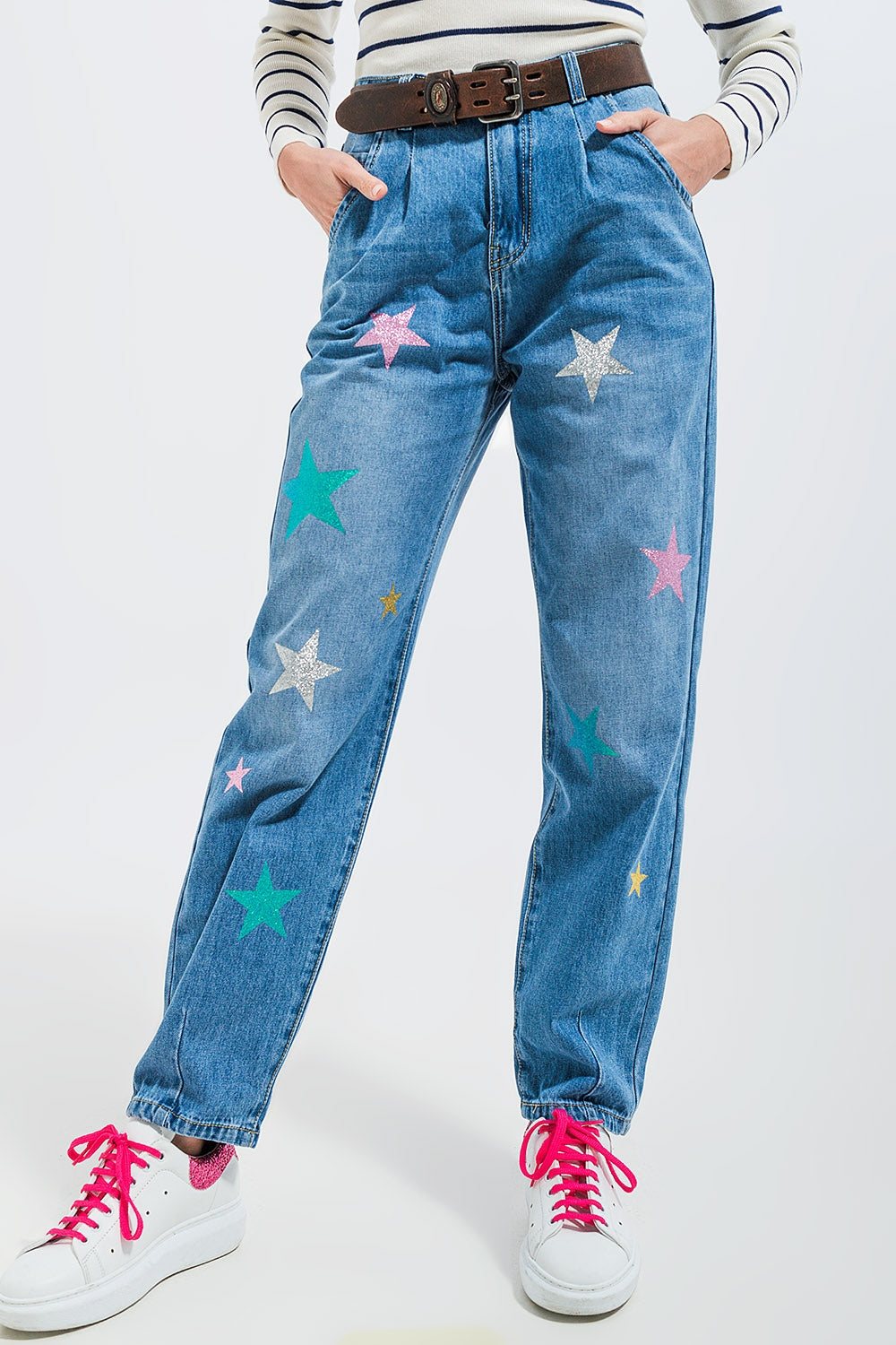 High waist slouch jean with pleat front with star print - Jeans