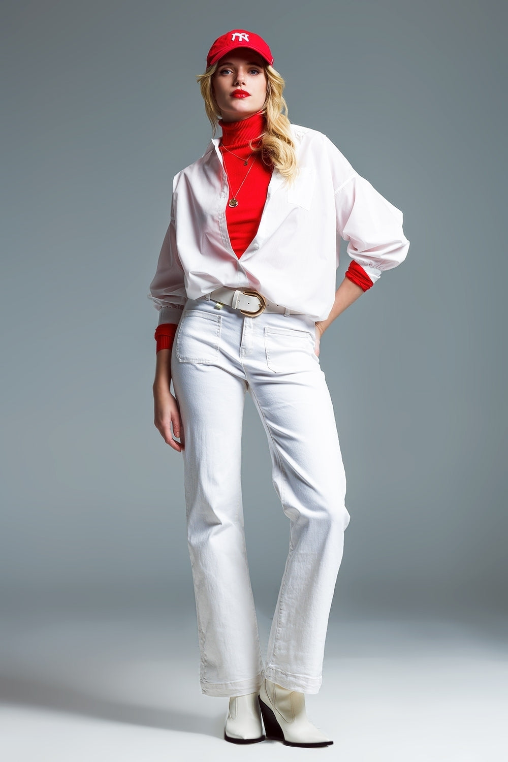 high waisted front pockets flare jeans in white - Jeans