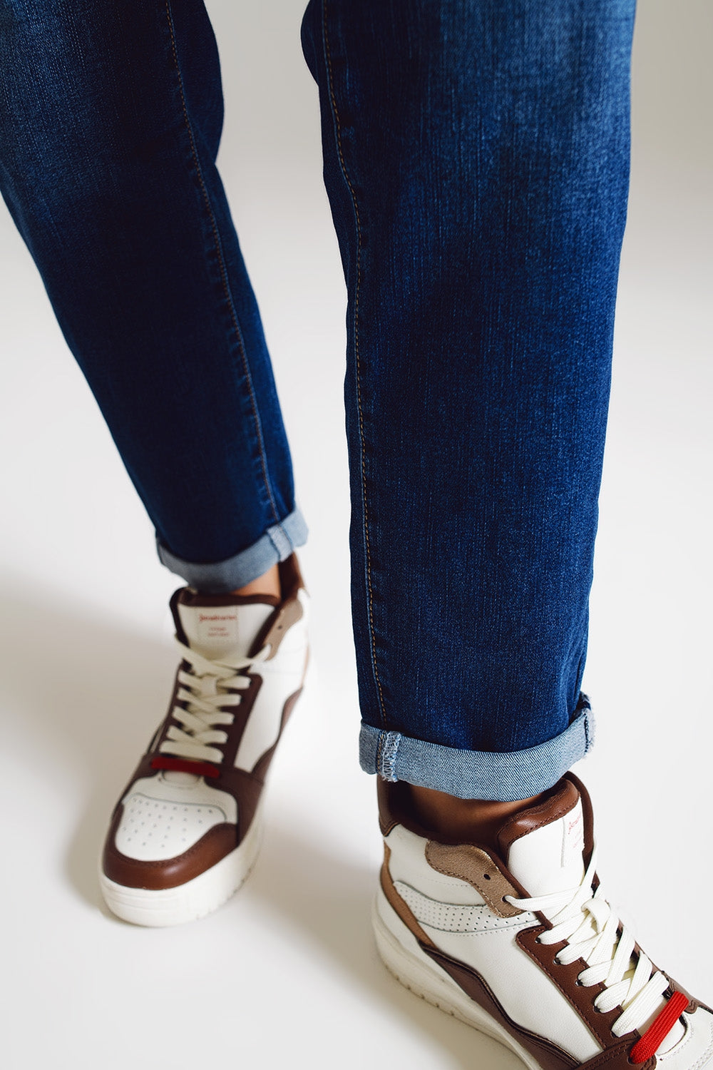 High waisted mom jean in medium wash Q2 Jeans BoutiqueLua