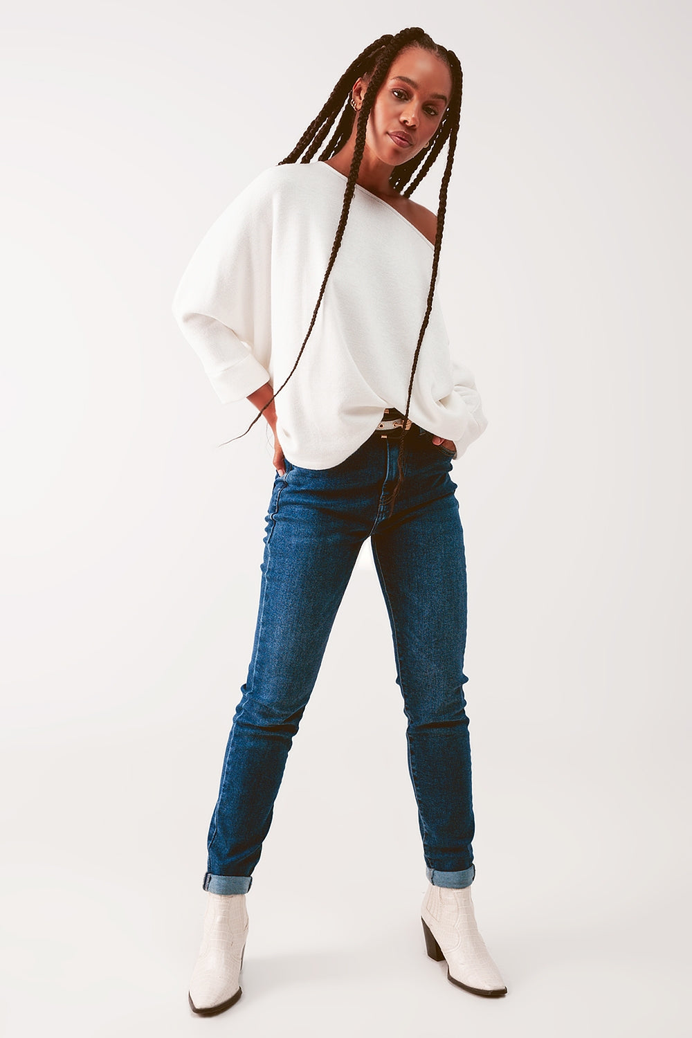 High waisted skinny jeans in mid wash Q2 Jeans BoutiqueLua