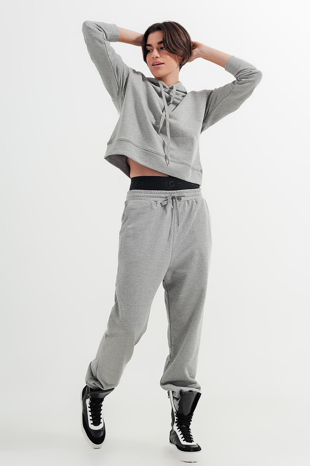 Jogger in light gray heather Q2 Pants BoutiqueLua