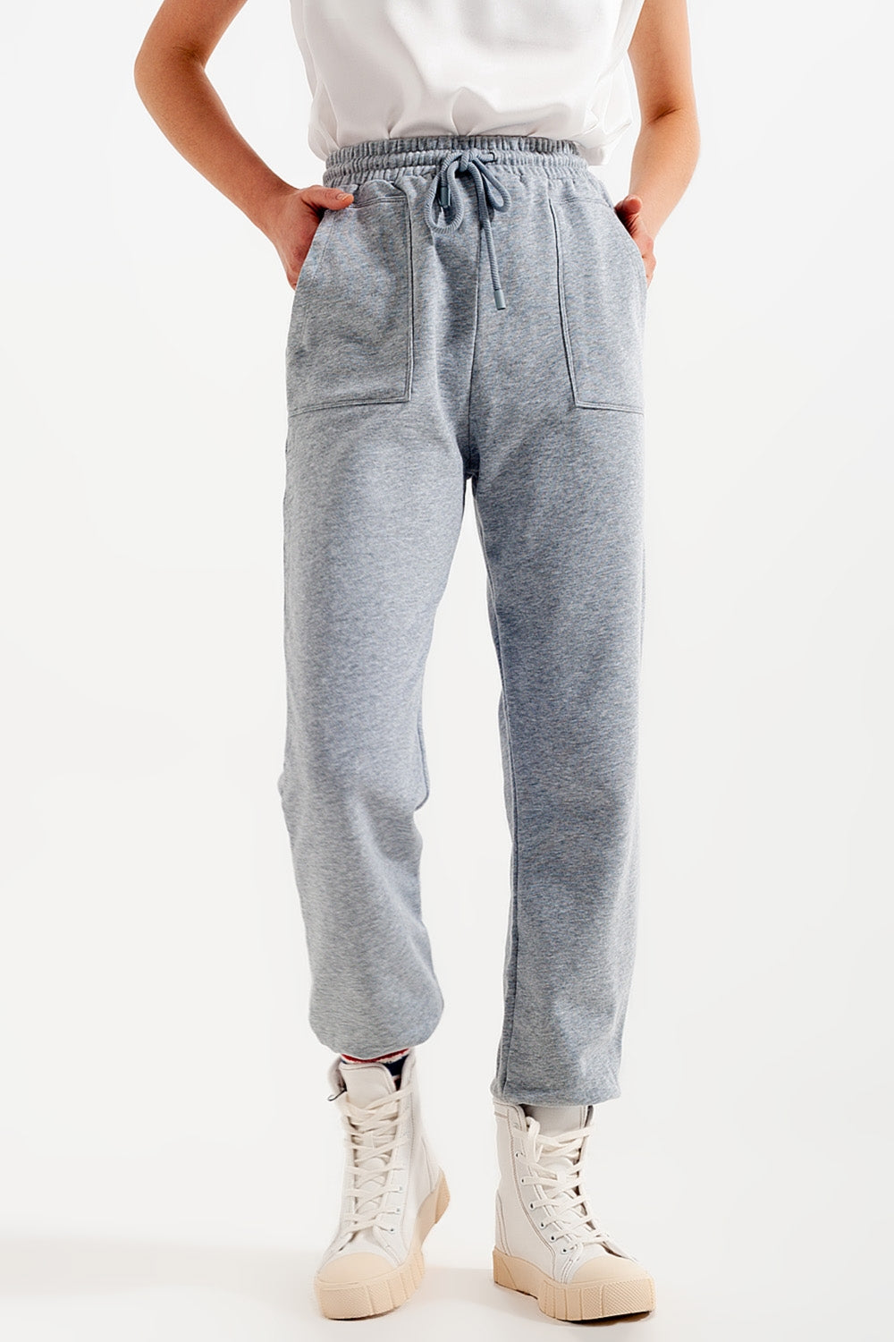Joggers with elastic waist band in gray Q2 Pants BoutiqueLua