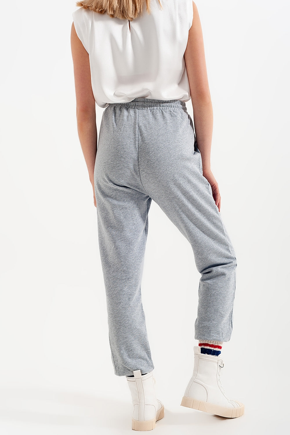 Joggers with elastic waist band in gray Q2 Pants BoutiqueLua