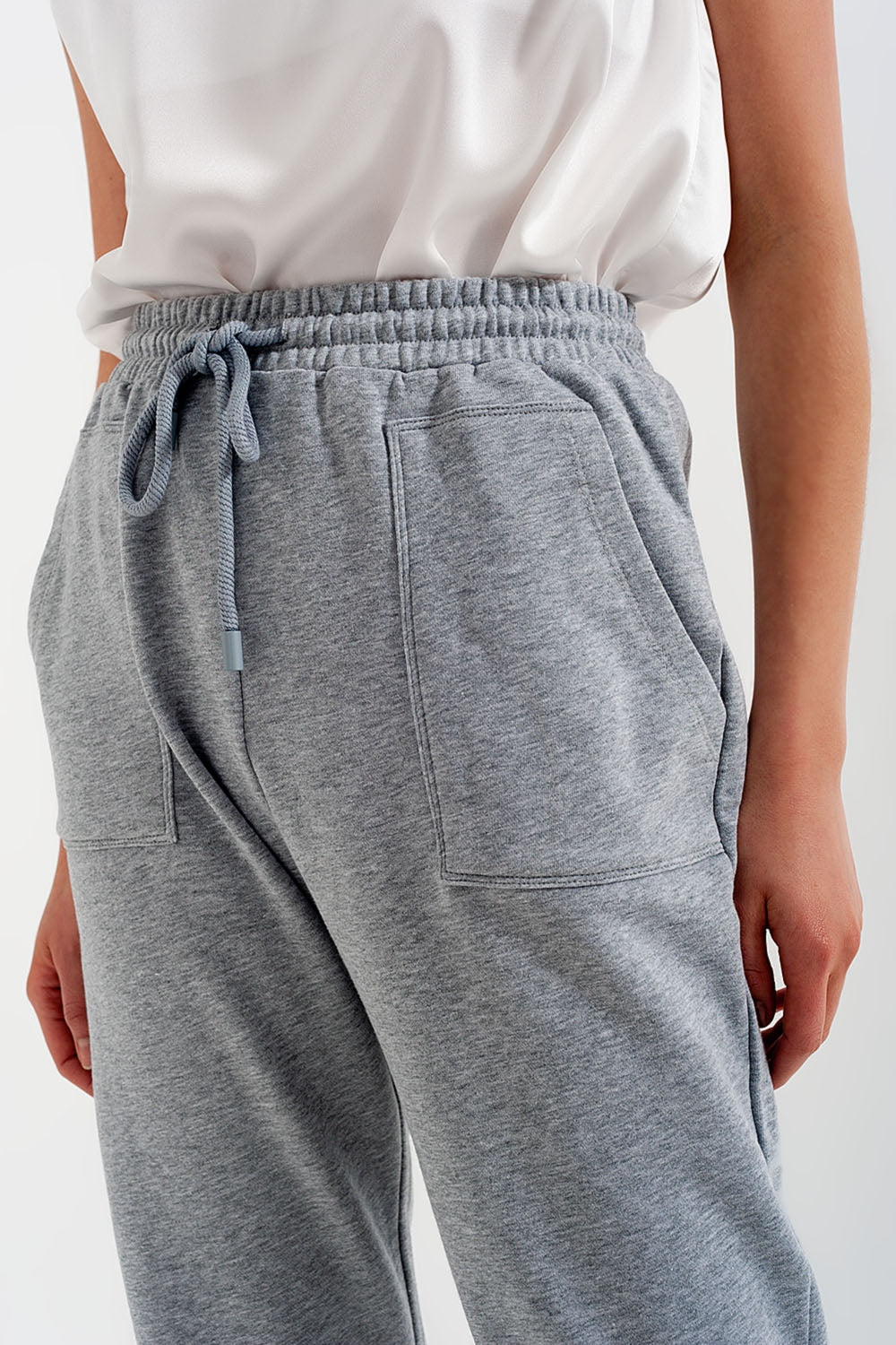 Joggers with elastic waist band in gray Q2 Pants BoutiqueLua