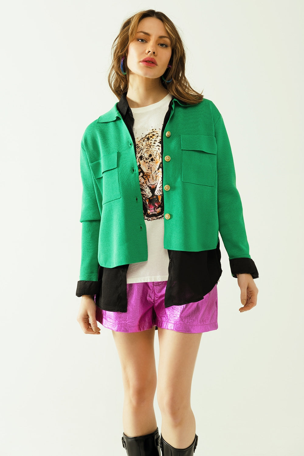 Knitted cardigan with chest pockes and golden buttons in green - Cardigans