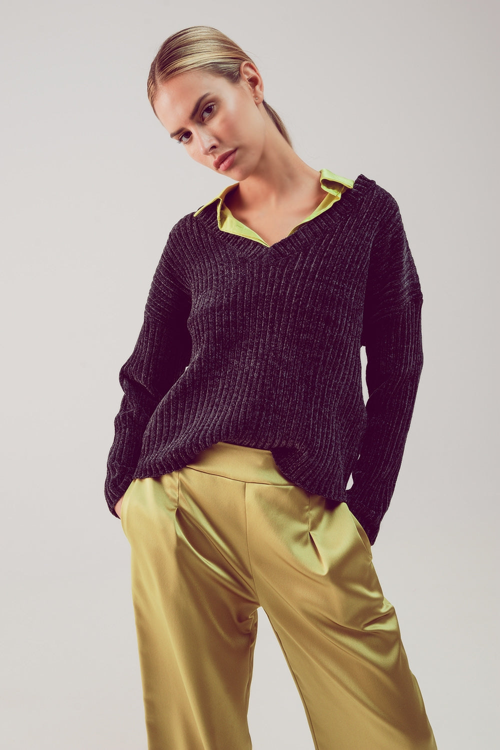 Knitted chenille jumper in dark grey Q2 Sweaters BoutiqueLua
