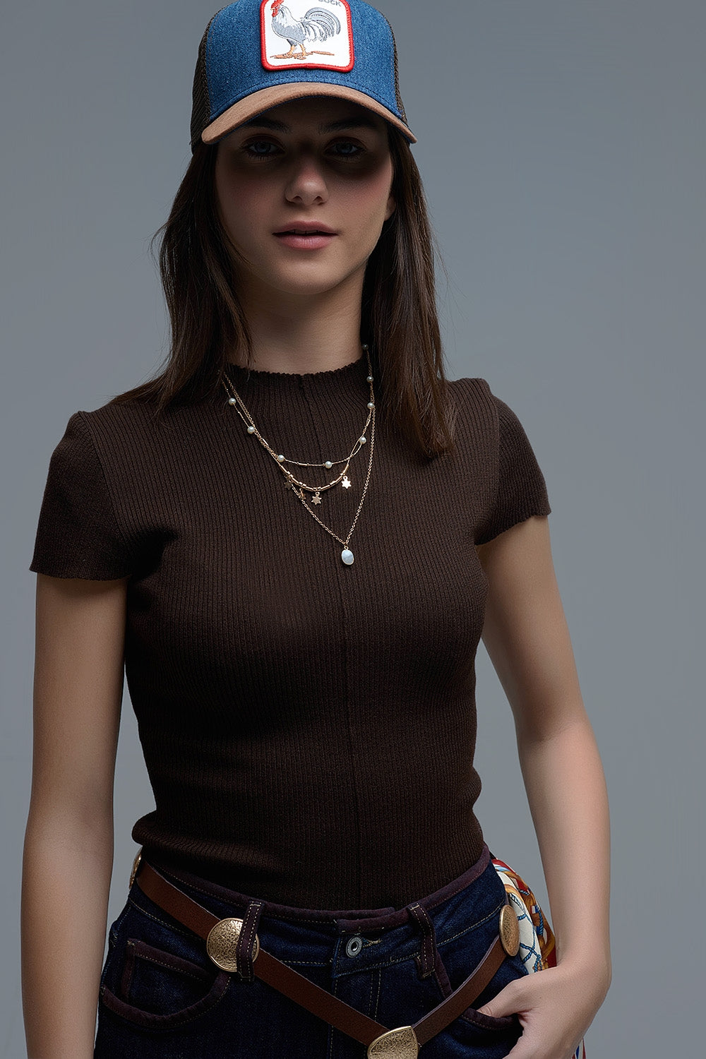 Knitted Rib Featherweight Tuckable sweater in Brown - Sweaters